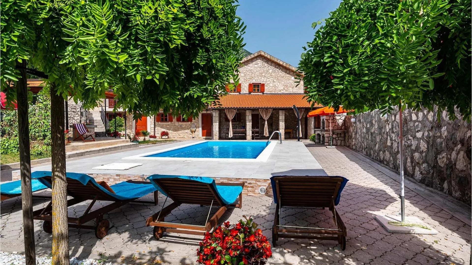 Villa Castra Drivenik