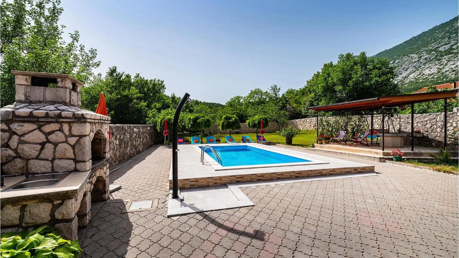 بيت للعطل Villa Castra Drivenik