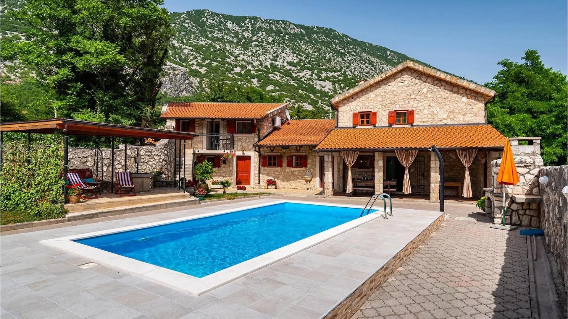 Villa Castra Drivenik Feriehus