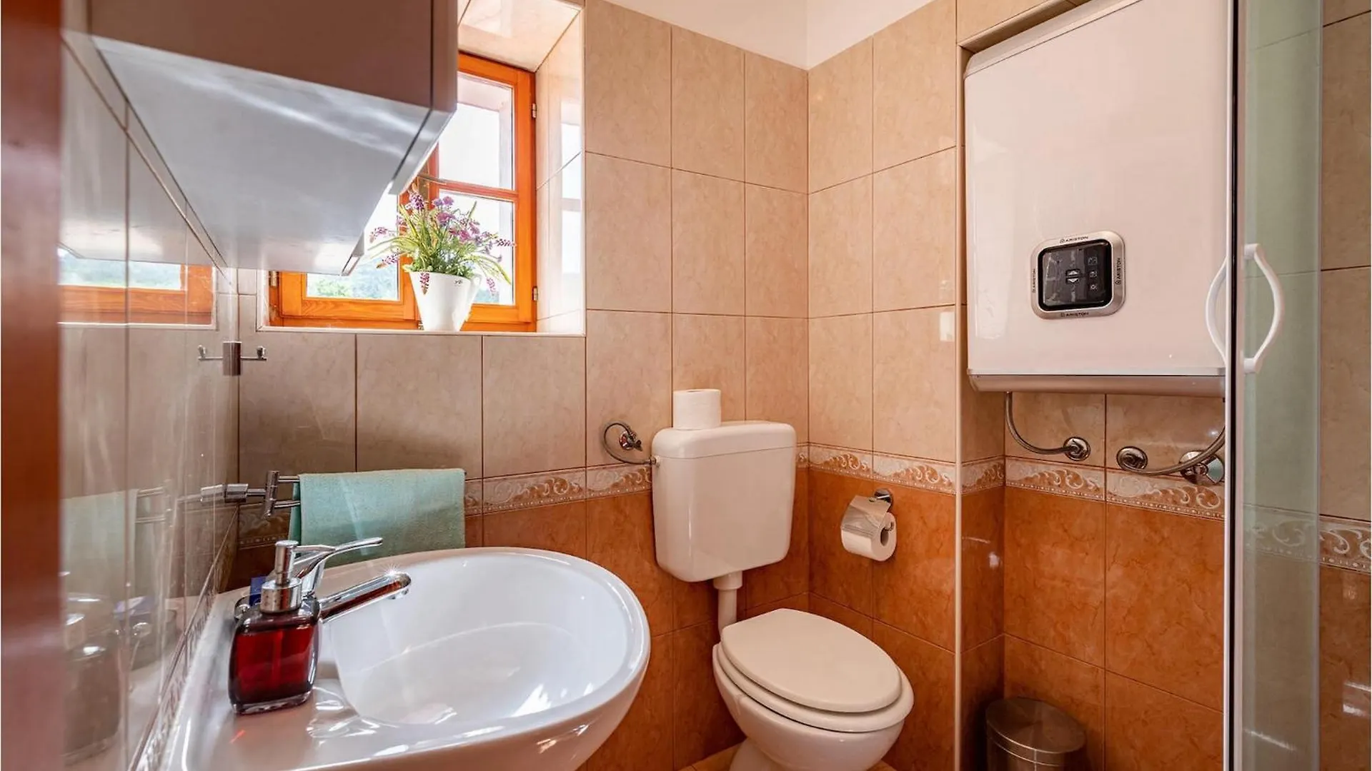 Villa Castra Drivenik بيت للعطل