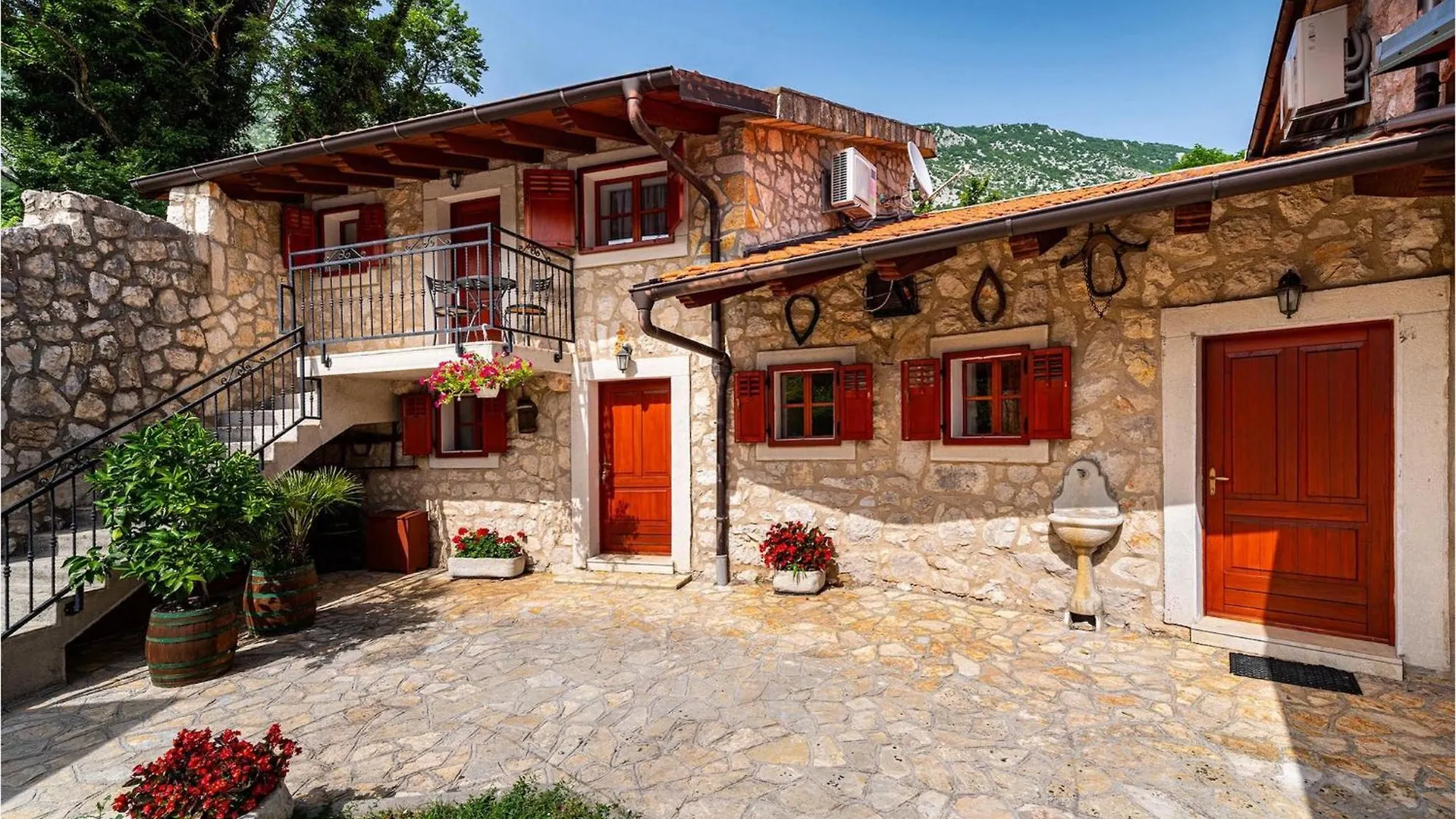 بيت للعطل Villa Castra Drivenik